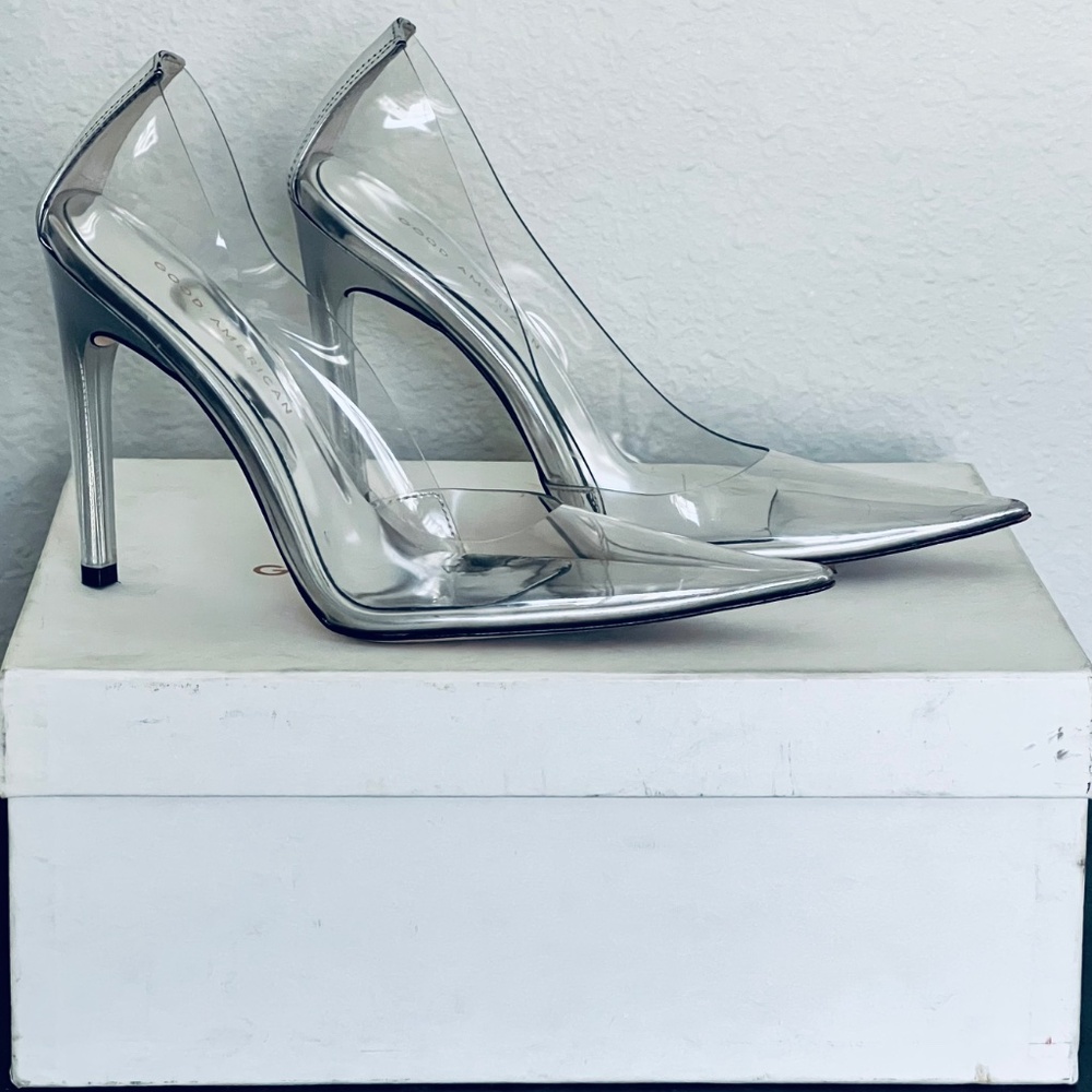 Good American Cinderella Clear Pump in Glass002 - Picture 5 of 6